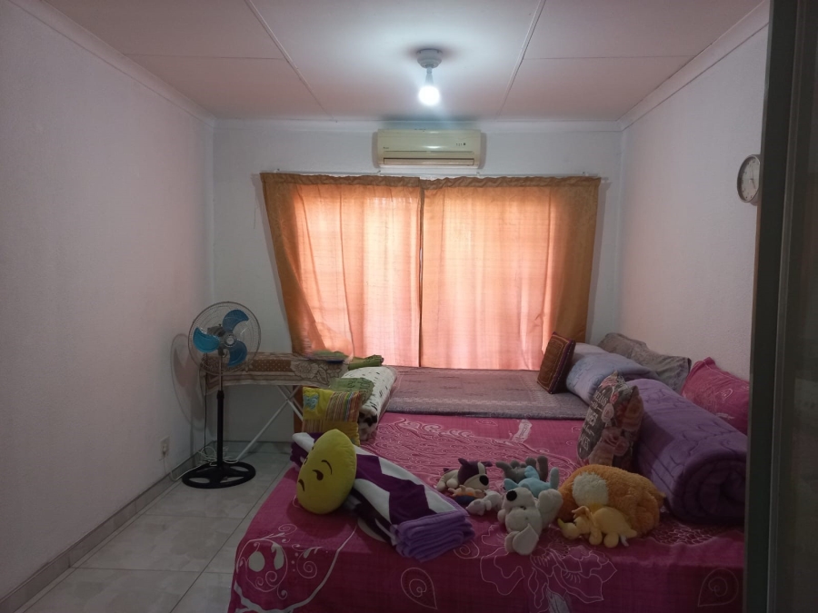 3 Bedroom Property for Sale in Safari Gardens North West